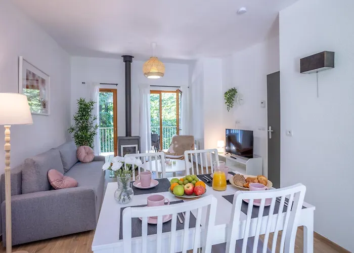 Les Charmes C38 - Le Val Joly *